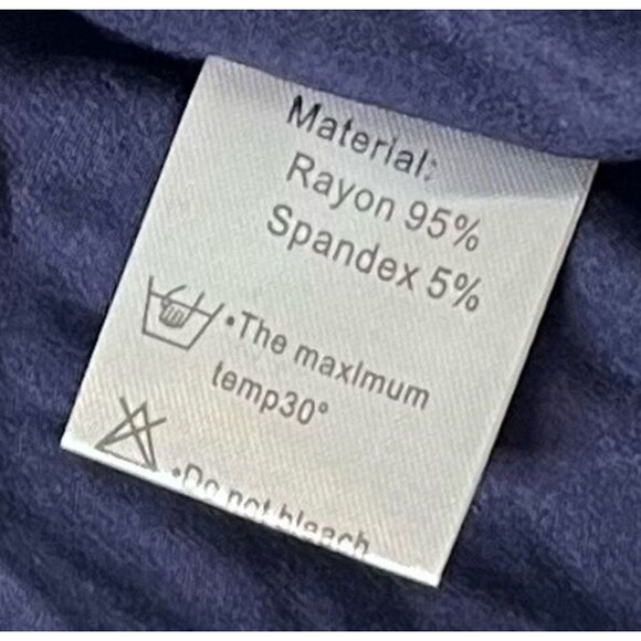 VIISHOW Women's SMALL Long Sleeve Leopard Print Navy Blue Asymmetrical Top NEW! - Picture 6 of 8